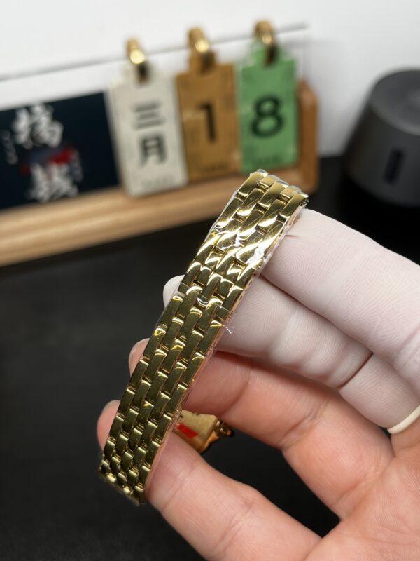 Cartier Panthere (PANTHERE)