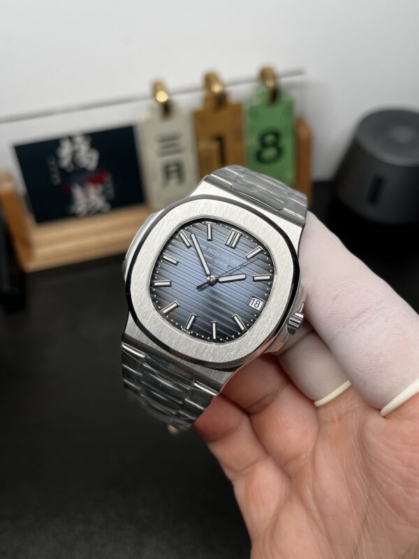 Patek Philippe Nautilus 5811