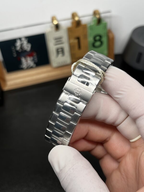 Patek Philippe Nautilus 5811