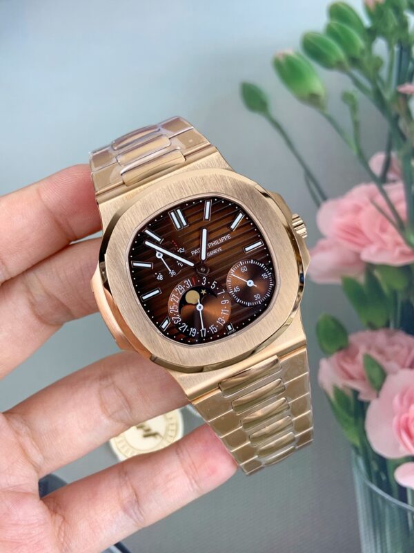 Patek Philippe Nautilus 5712 Brown