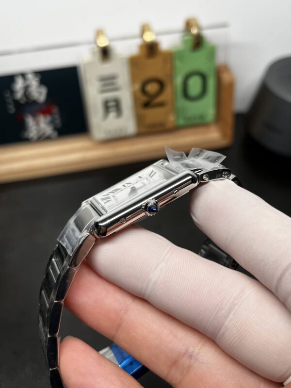 i1773940140649_7342_0_1-3.jpg Cartier Tank (TANK)