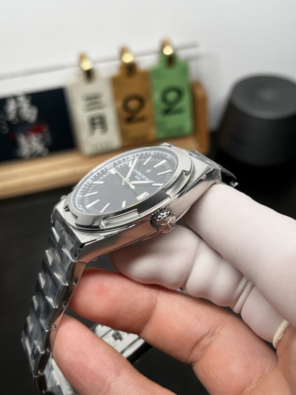 Vacheron Constantin Overseas 4500V Blue