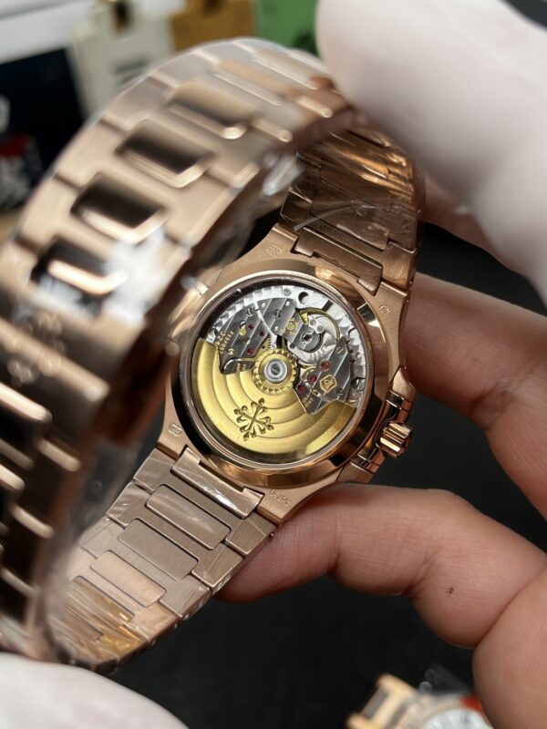Patek Philippe Nautilus (NAUTILUS)
