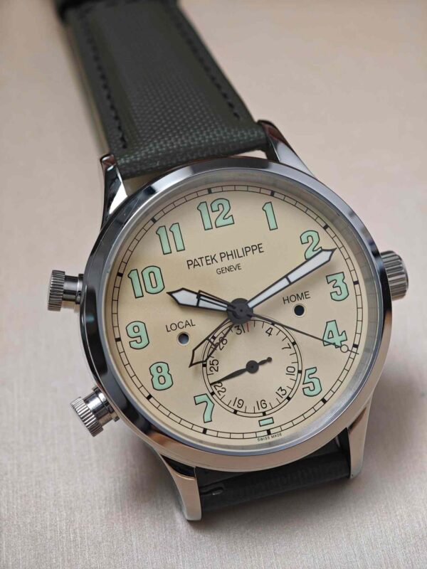 Patek Philippe Watch 5524G