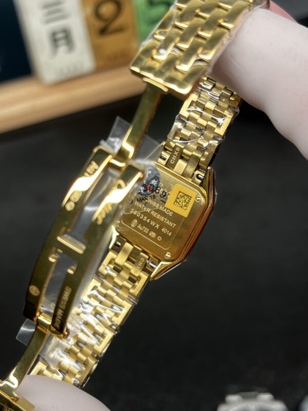 Cartier Panthere (PANTHERE)