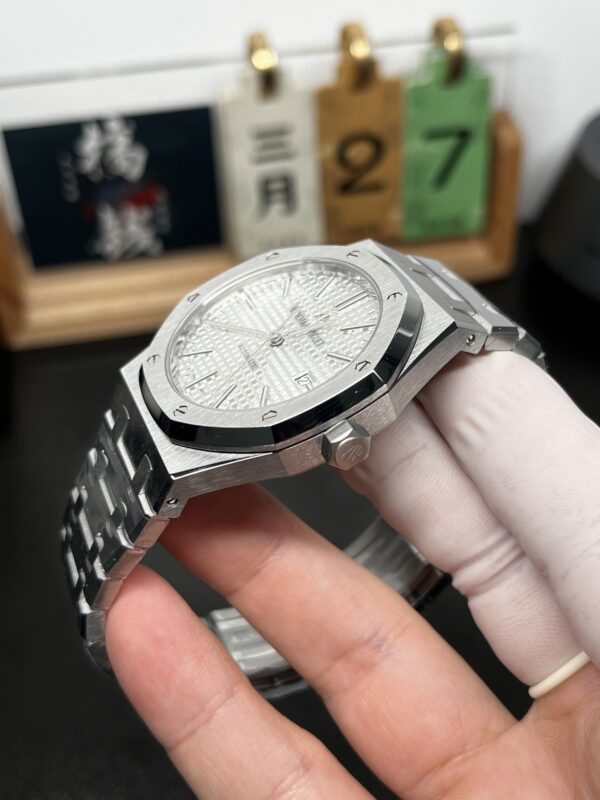 Audemars Piguet Royal Oak 15400