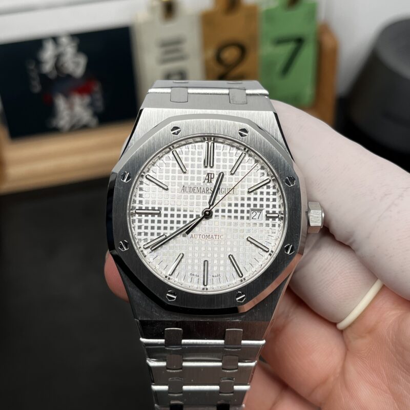Audemars Piguet Royal Oak 15400