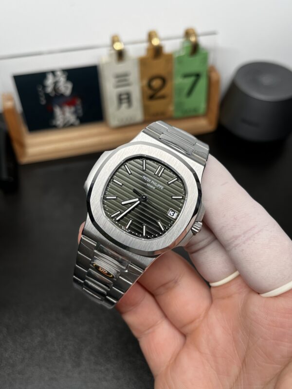 Patek Philippe Nautilus (NAUTILUS) Green