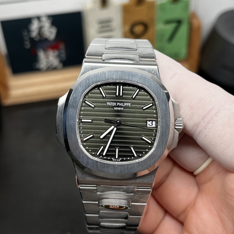 i1774553770774_619_0_0-1.jpg Patek Philippe Nautilus (NAUTILUS) Green