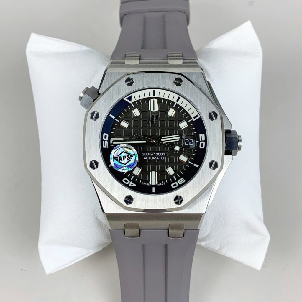 Audemars Piguet Watch 15720 Gray
