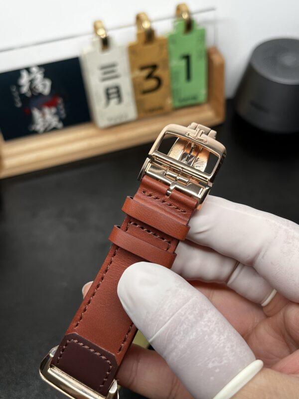 Jaeger-LeCoultre Reverso (REVERSO)