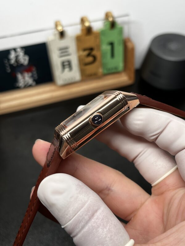 Jaeger-LeCoultre Reverso (REVERSO)