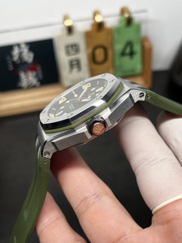 Audemars Piguet Watch 15720 Green