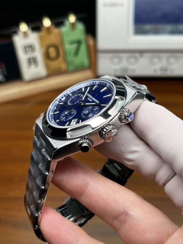 Vacheron Constantin Overseas (OVERSEAS) Blue