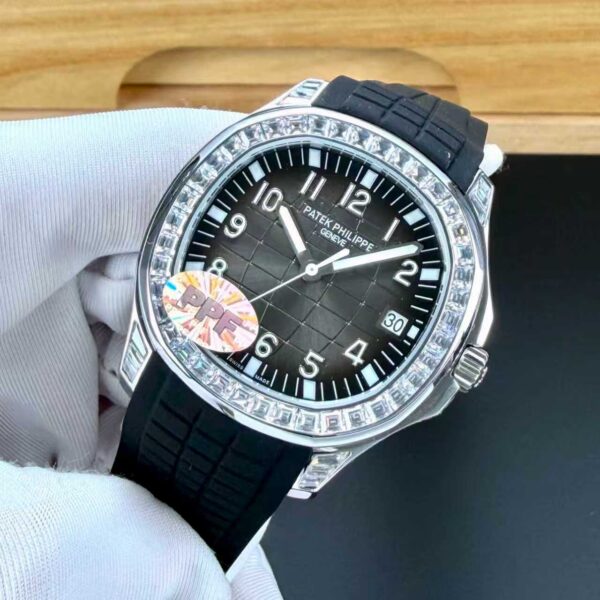 i1775545409305_1508_0_3-1.jpg Patek Philippe Aquanaut 5167 Blue