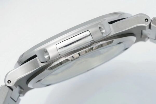 Patek Philippe Nautilus 5711