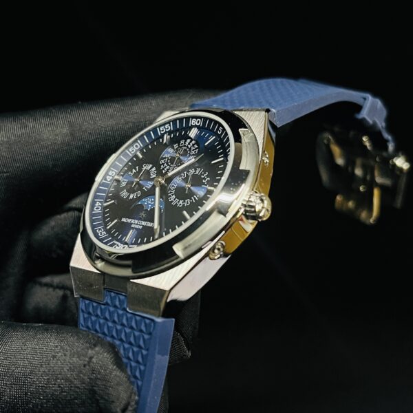 Vacheron Constantin Overseas 5500V