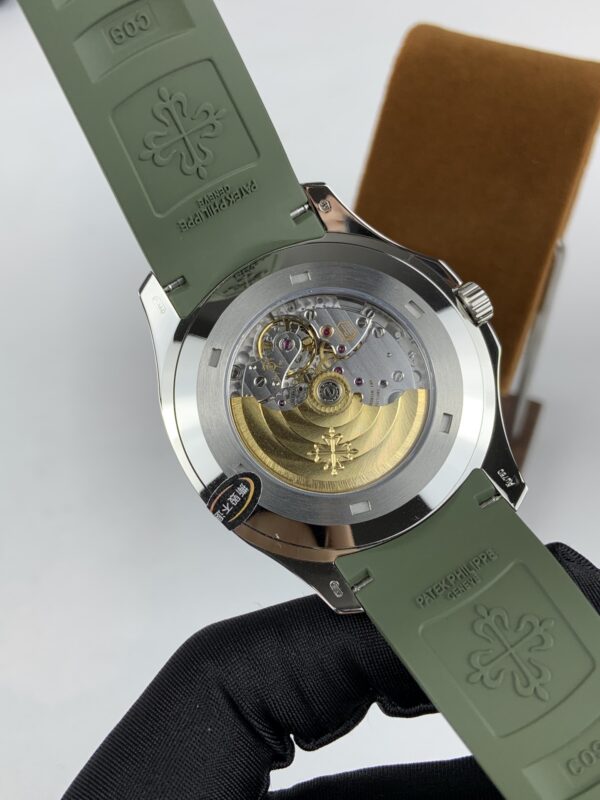 Patek Philippe Aquanaut (AQUANAUT)