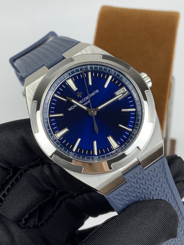 Patek Philippe Overseas 4500V Blue