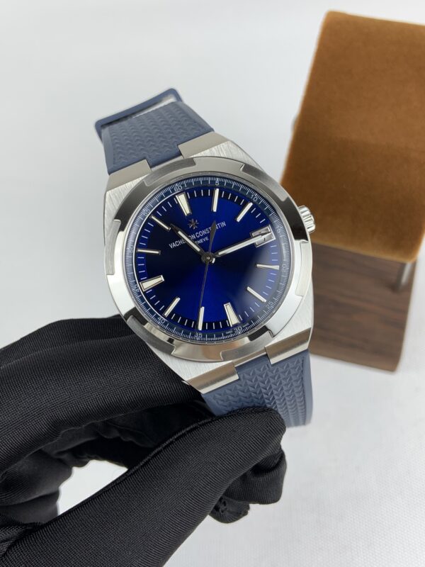 Patek Philippe Overseas 4500V Blue