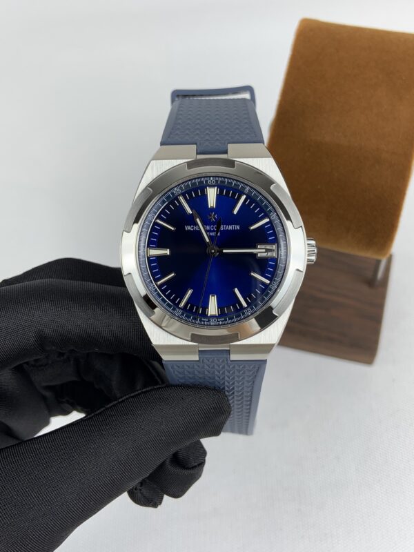 Patek Philippe Overseas 4500V Blue