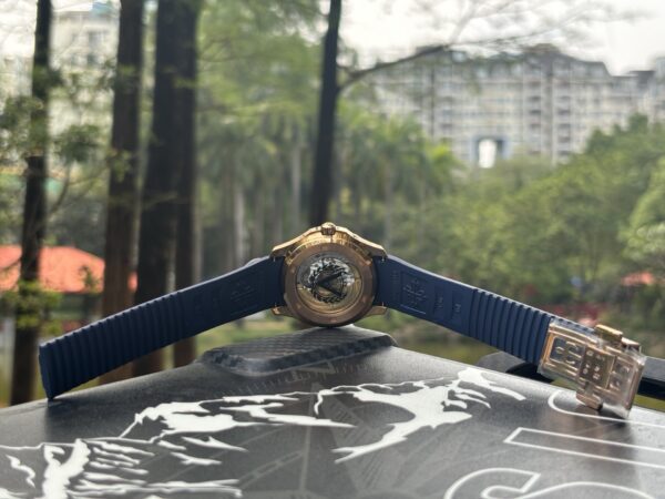 Patek Philippe Aquanaut 5261-001 Blue