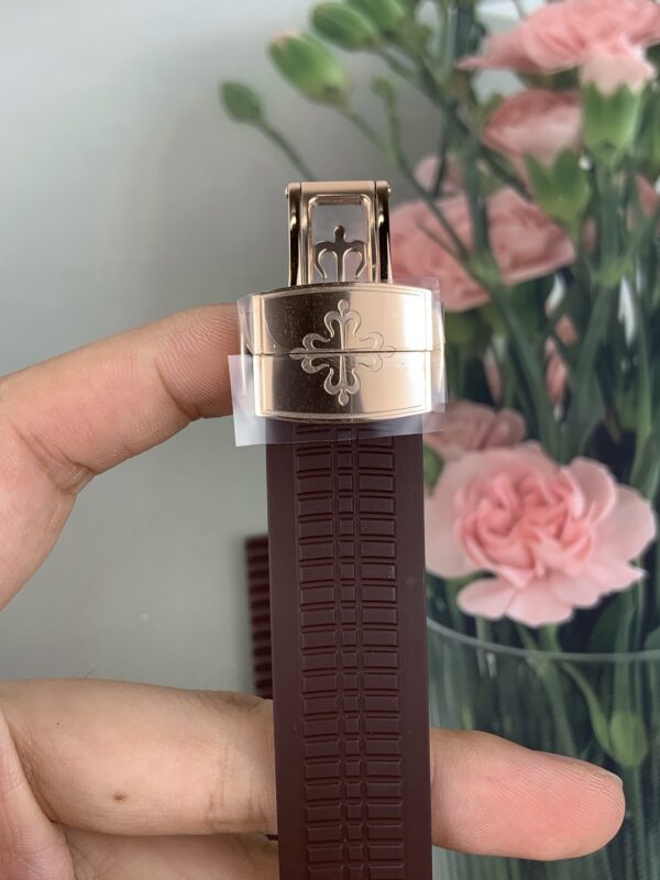 Patek Philippe Aquanaut (AQUANAUT) Rose Gold