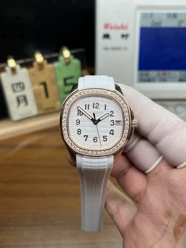 Patek Philippe Aquanaut White