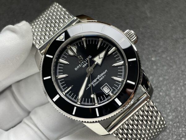 Breitling Superocean (SUPEROCEAN)