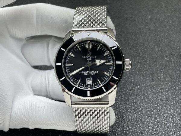 Breitling Superocean (SUPEROCEAN)