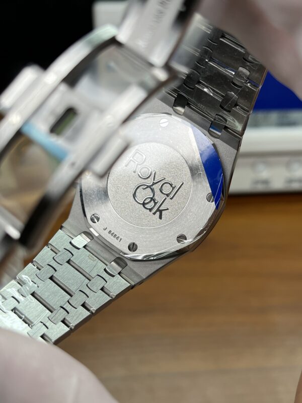 Audemars Piguet Watch 26331 Panda