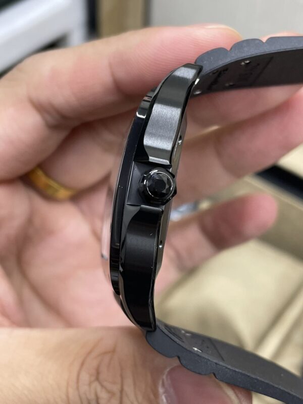 m1731051020224_9680-3.jpg Cartier Santos (SANTOS) Black