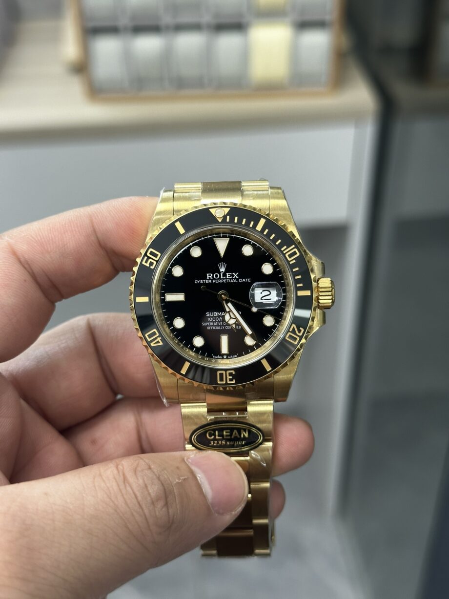 Rolex Submariner (SUBMARINER)