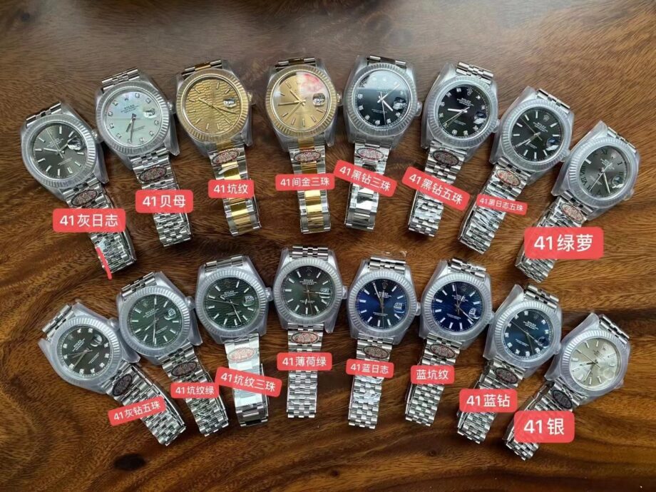 Rolex Submariner (SUBMARINER)