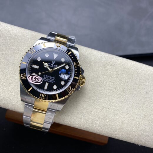 Rolex Submariner 126610 Black image 5