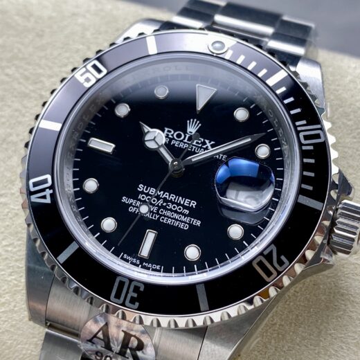 Rolex Submariner 16610 Green image 3