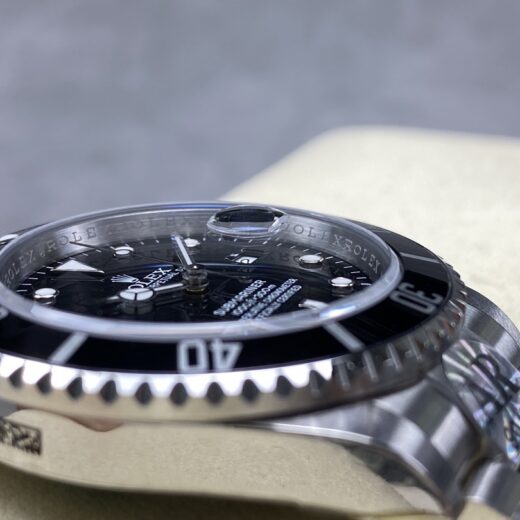 Rolex Submariner 16610 Green image 5