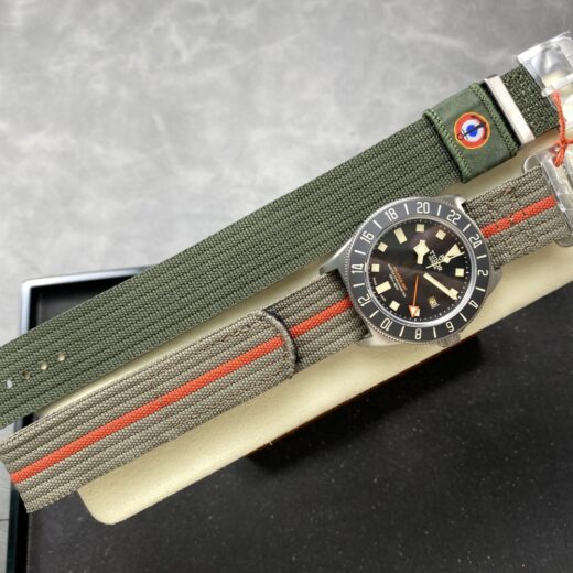 Rolex GMT-Master II (GMT-MASTER) Blue image 4