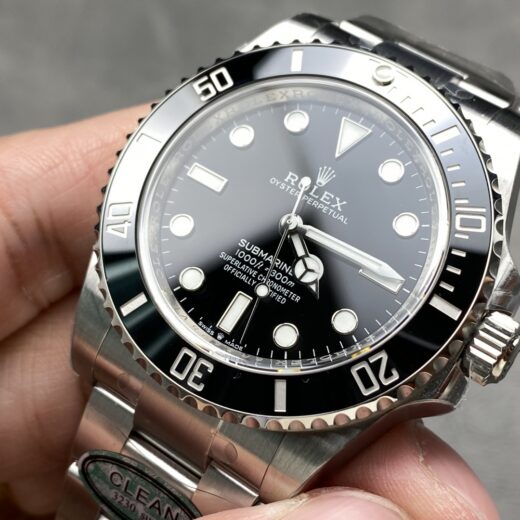 Rolex Submariner 3230 Black image 3