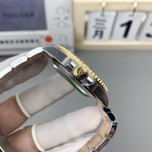 Rolex Submariner (SUBMARINER) Black image 3