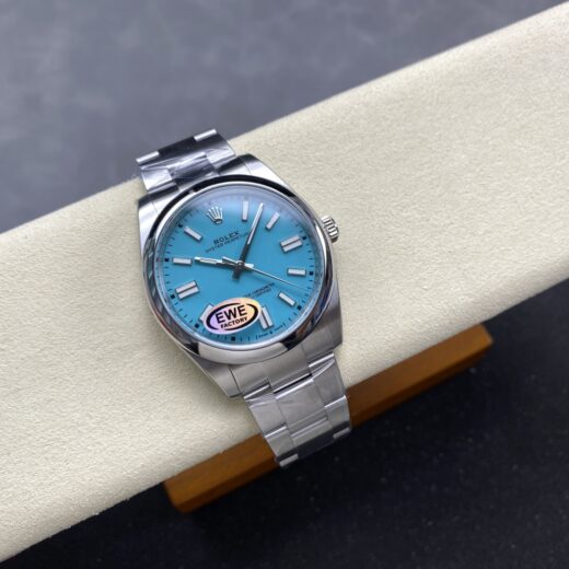 Rolex Oyster Perpetual 3230 Ice Blue image 4