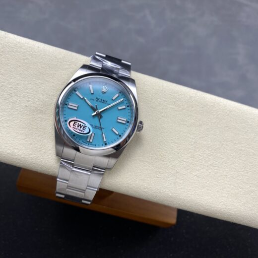 Rolex Oyster Perpetual 3230 Ice Blue image 5