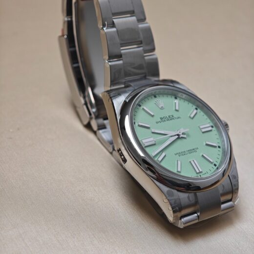 Rolex Oyster Perpetual 3230 Blue image 3