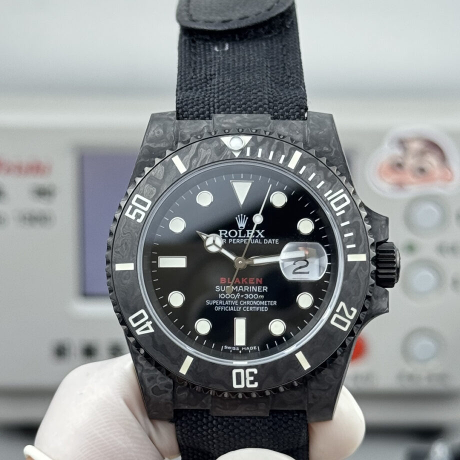 Rolex Submariner (SUBMARINER)