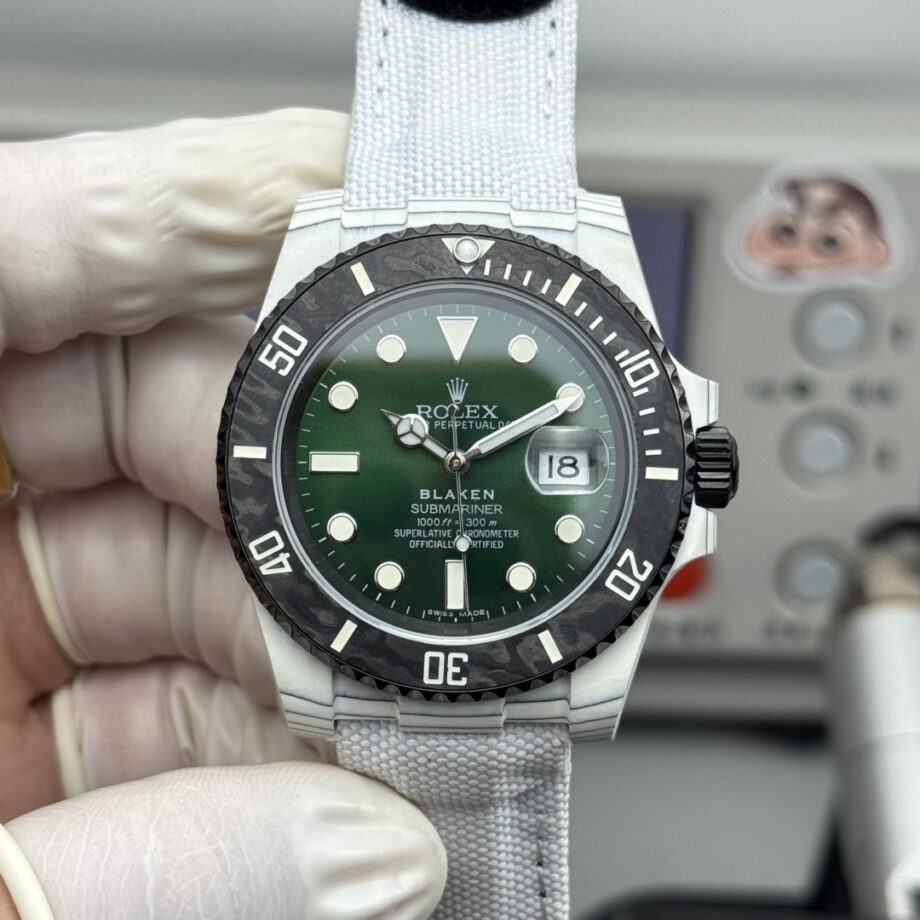 Rolex Submariner (SUBMARINER)