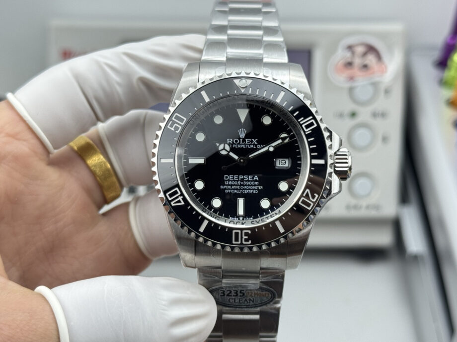 Rolex Sea-Dweller (SEA-DWELLER)