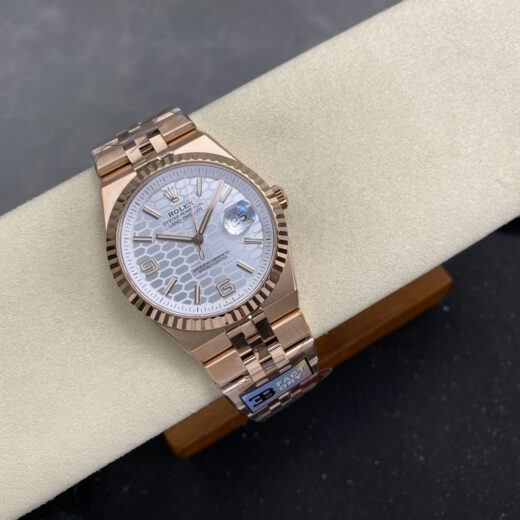 Rolex Watch 7135 Blue image 5