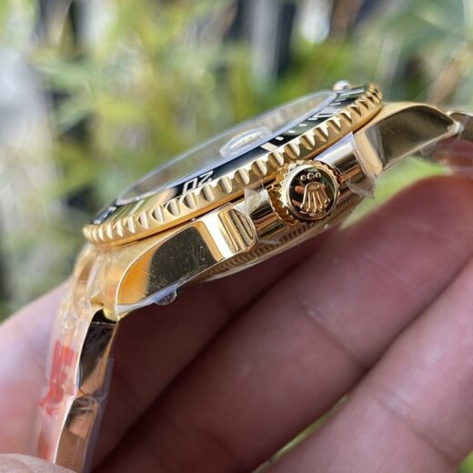 Rolex Submariner (SUBMARINER) Yellow image 5
