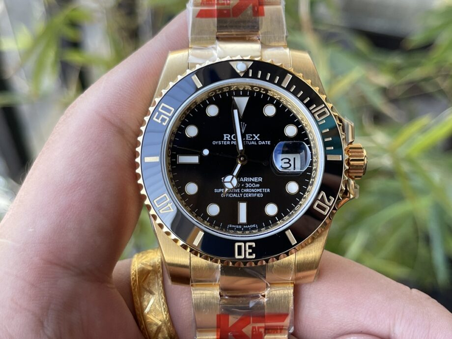 Rolex Submariner (SUBMARINER) Yellow