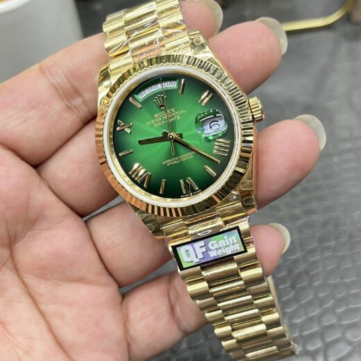 Rolex Watch Reference Pending Green image 5